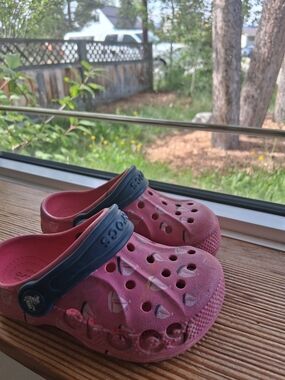 CROCS Pink Kids Clogs with Navy Heel Strap
